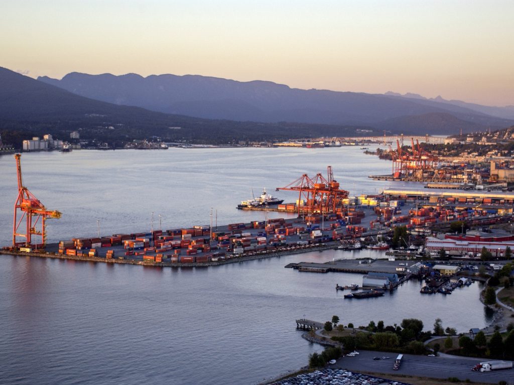Port terminal and container handling operations on the Pacific coast of Canada